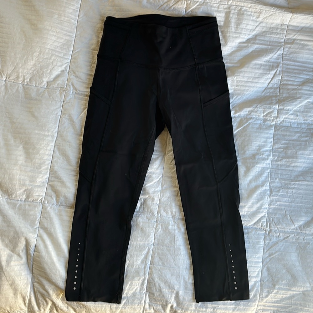 Lululemon Fast and Free Crop, Size 4, Black with pockets